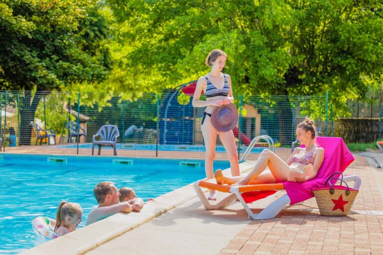 Piscine Gard Le Val de l'Arre