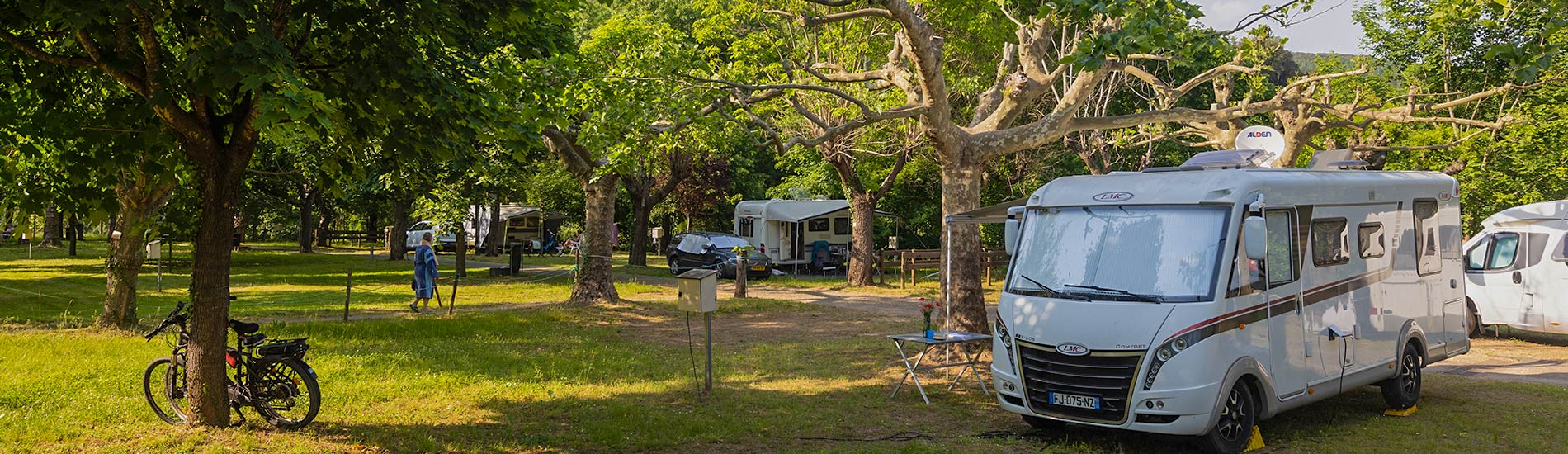 emplacements camping car gard